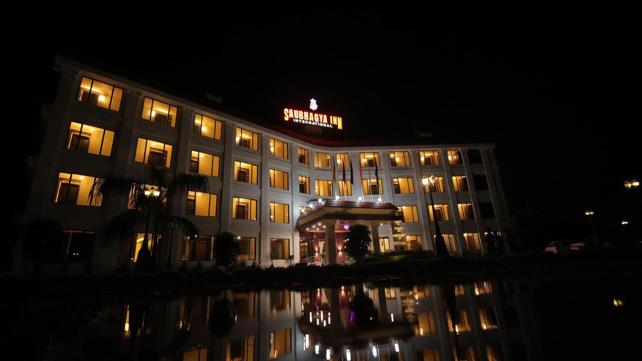 Saubhagya Inn International Лакнау Екстериор снимка