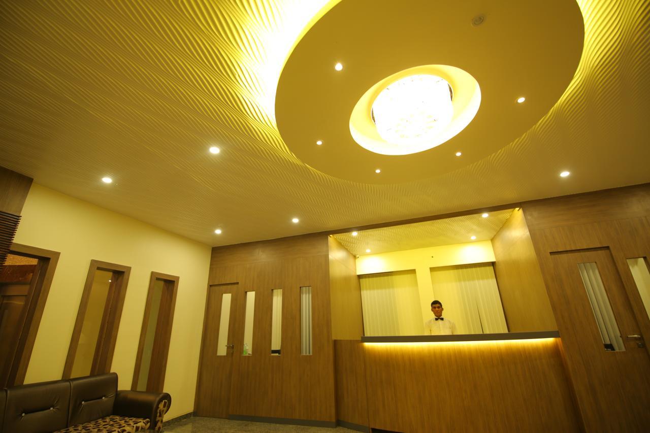 Saubhagya Inn International Лакнау Екстериор снимка