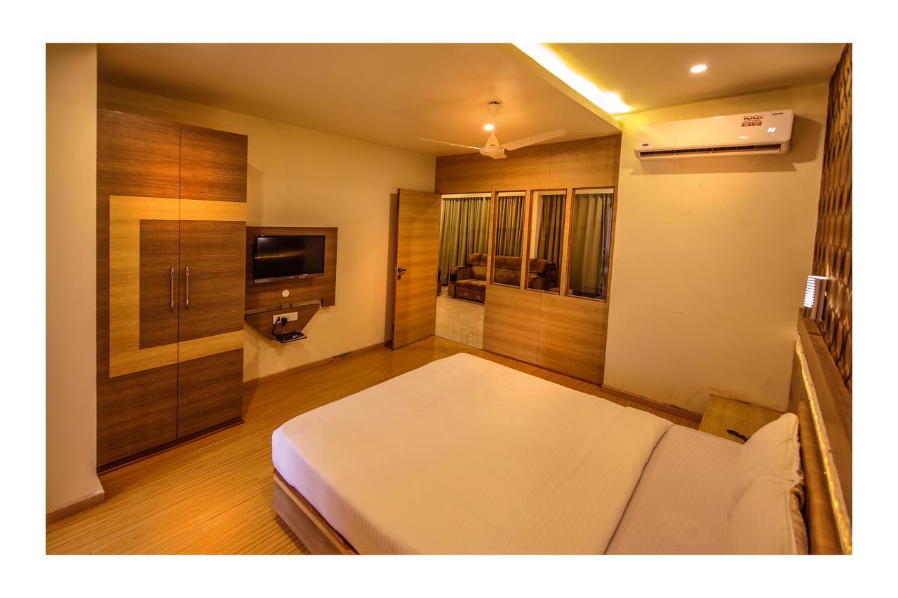 Saubhagya Inn International Лакнау Екстериор снимка